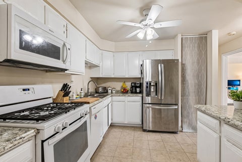 Tiny photo for 2100 Valencia Drive #215B, Northbrook, IL 60062 (MLS # 12741998)