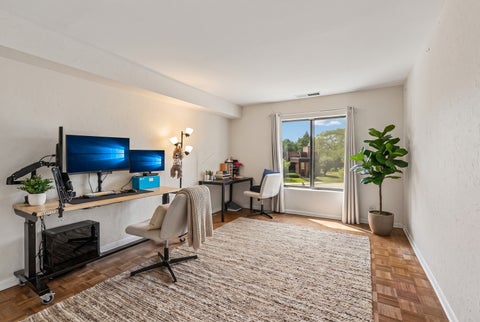 Tiny photo for 2100 Valencia Drive #215B, Northbrook, IL 60062 (MLS # 12741998)