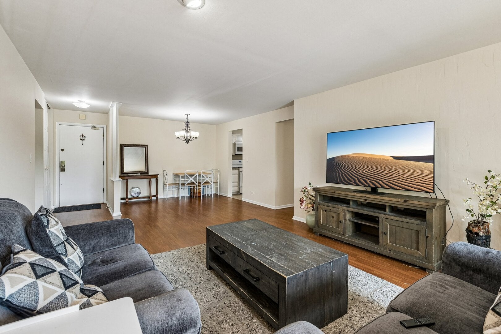 2100 Valencia Drive 215B