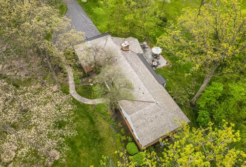 Tiny photo for 880 Hiawatha Lane, Riverwoods, IL 60015 (MLS # 12697950)