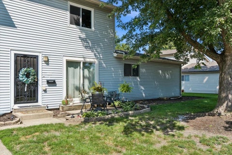 Photo of 1013 Gael Drive #B, Joliet, IL 60435 (MLS # 12740026)