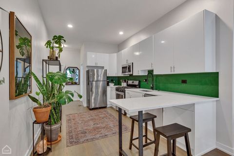 Tiny photo for 2637 W Crystal Street #1, Chicago, IL 60622 (MLS # 12574906)