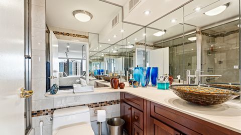 Tiny photo for 3930 N Pine Grove Avenue #1211, Chicago, IL 60613 (MLS # 12639972)