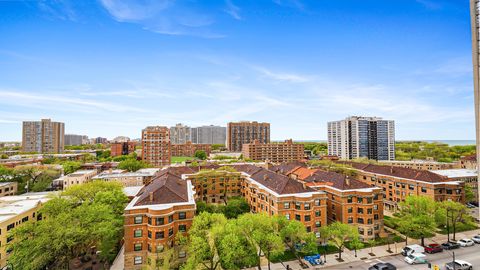 Tiny photo for 3930 N Pine Grove Avenue #1211, Chicago, IL 60613 (MLS # 12639972)