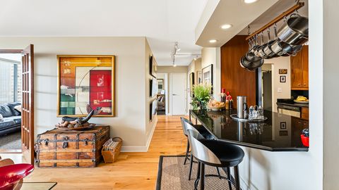 Tiny photo for 3930 N Pine Grove Avenue #1211, Chicago, IL 60613 (MLS # 12639972)
