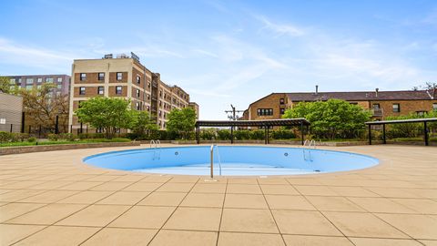 Tiny photo for 3930 N Pine Grove Avenue #1211, Chicago, IL 60613 (MLS # 12639972)