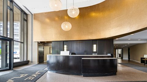 Tiny photo for 3930 N Pine Grove Avenue #1211, Chicago, IL 60613 (MLS # 12639972)