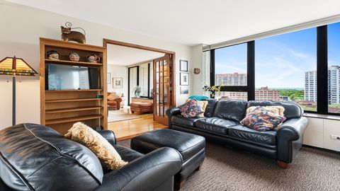 Tiny photo for 3930 N Pine Grove Avenue #1211, Chicago, IL 60613 (MLS # 12639972)