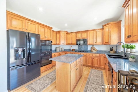 Tiny photo for 728 Waterside Drive, South Elgin, IL 60177 (MLS # 12778663)