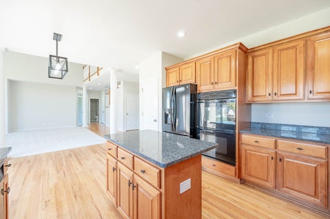 Tiny photo for 728 Waterside Drive, South Elgin, IL 60177 (MLS # 12778663)