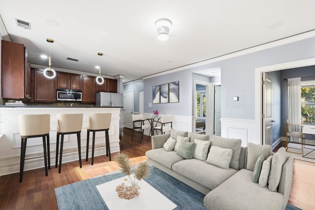 4109 W Eastwood Avenue 2