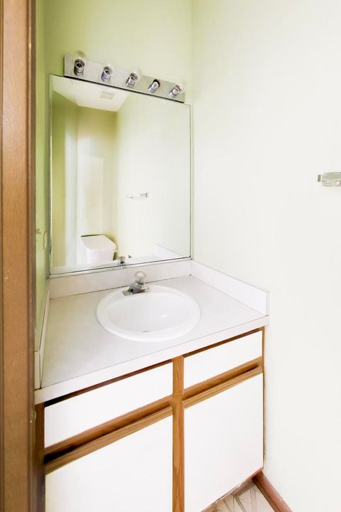 Tiny photo for 5576 Lavender Court, Rolling Meadows, IL 60008 (MLS # 12605905)