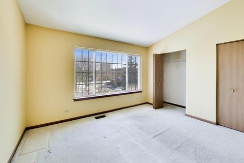 Tiny photo for 5576 Lavender Court, Rolling Meadows, IL 60008 (MLS # 12605905)