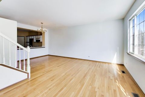 Tiny photo for 5576 Lavender Court, Rolling Meadows, IL 60008 (MLS # 12605905)