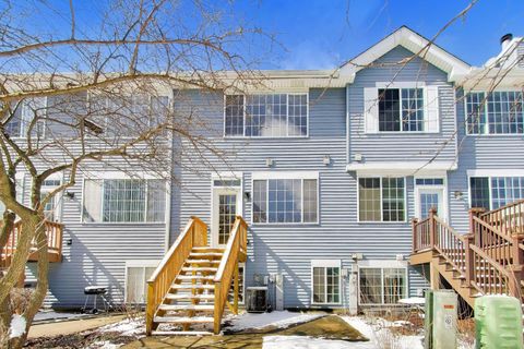 Tiny photo for 5576 Lavender Court, Rolling Meadows, IL 60008 (MLS # 12605905)