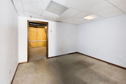 Tiny photo for 5576 Lavender Court, Rolling Meadows, IL 60008 (MLS # 12605905)