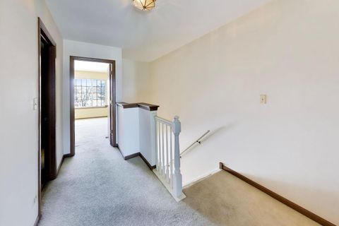 Tiny photo for 5576 Lavender Court, Rolling Meadows, IL 60008 (MLS # 12605905)