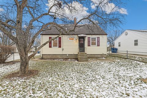 Tiny photo for 132 N Tetrault Avenue, Bourbonnais, IL 60914 (MLS # 12569677)
