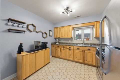 Tiny photo for 15730 ORLAN BROOK Drive #208, Orland Park, IL 60462 (MLS # 12578035)