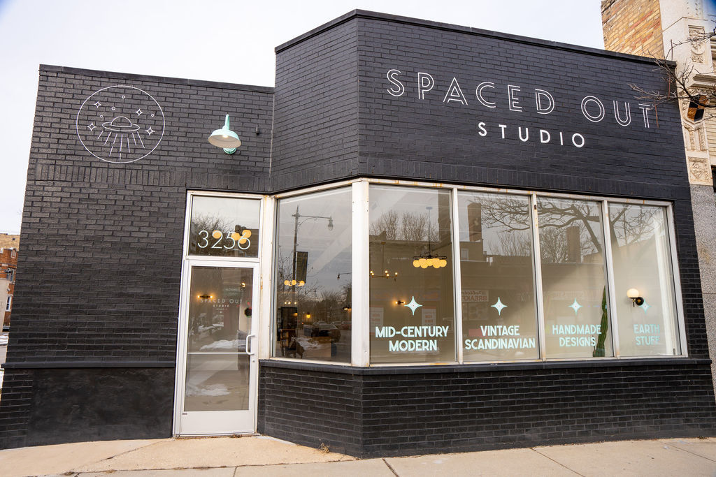 3256 W Bryn Mawr Avenue