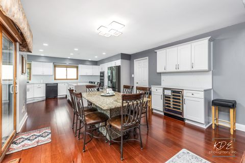Tiny photo for 6722 Sweetbriar Lane, Darien, IL 60561 (MLS # 12573025)