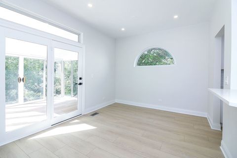 Tiny photo for 827 Easton Court, Grayslake, IL 60030 (MLS # 12493716)