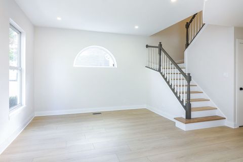 Tiny photo for 827 Easton Court, Grayslake, IL 60030 (MLS # 12493716)