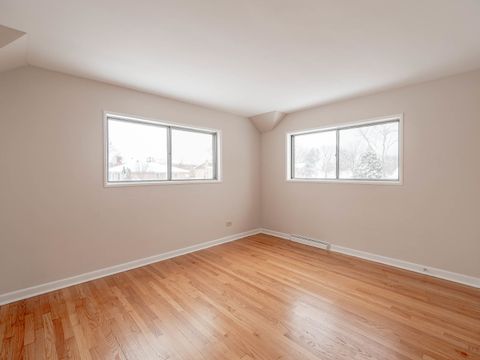 Tiny photo for 8425 W Carol Street, Niles, IL 60714 (MLS # 12550671)