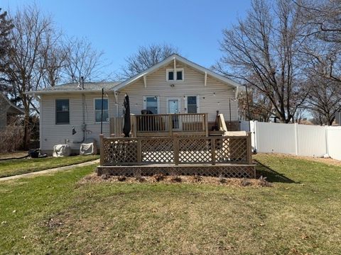 Tiny photo for 121 N Princeton Avenue, Villa Park, IL 60181 (MLS # 12609258)