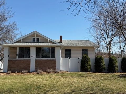Photo of 121 N Princeton Avenue, Villa Park, IL 60181 (MLS # 12609258)