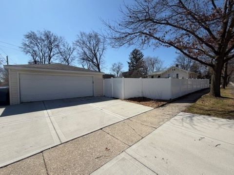 Tiny photo for 121 N Princeton Avenue, Villa Park, IL 60181 (MLS # 12609258)