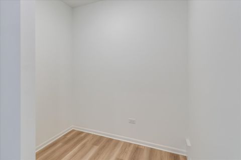 Tiny photo for 4 Harborside Way, Hawthorn Woods, IL 60047 (MLS # 12483662)