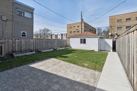 Tiny photo for 2710 W Berwyn Avenue, Chicago, IL 60625 (MLS # 12614680)