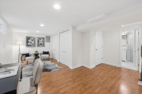 Tiny photo for 2710 W Berwyn Avenue, Chicago, IL 60625 (MLS # 12614680)