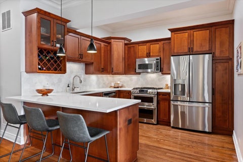 Tiny photo for 4927 N Damen Avenue #2F, Chicago, IL 60625 (MLS # 12725171)