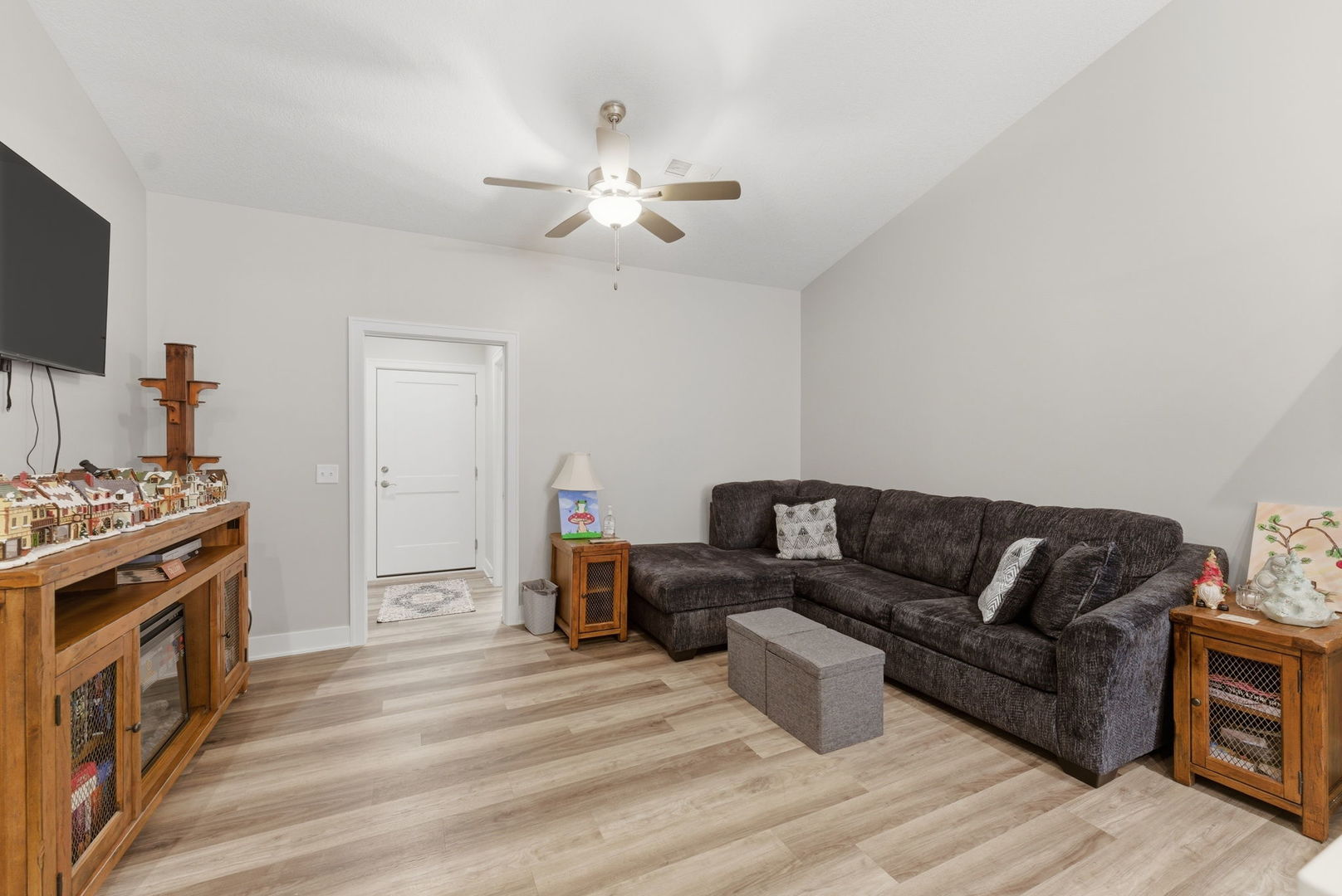 186 Beacon Harbor Circle 186