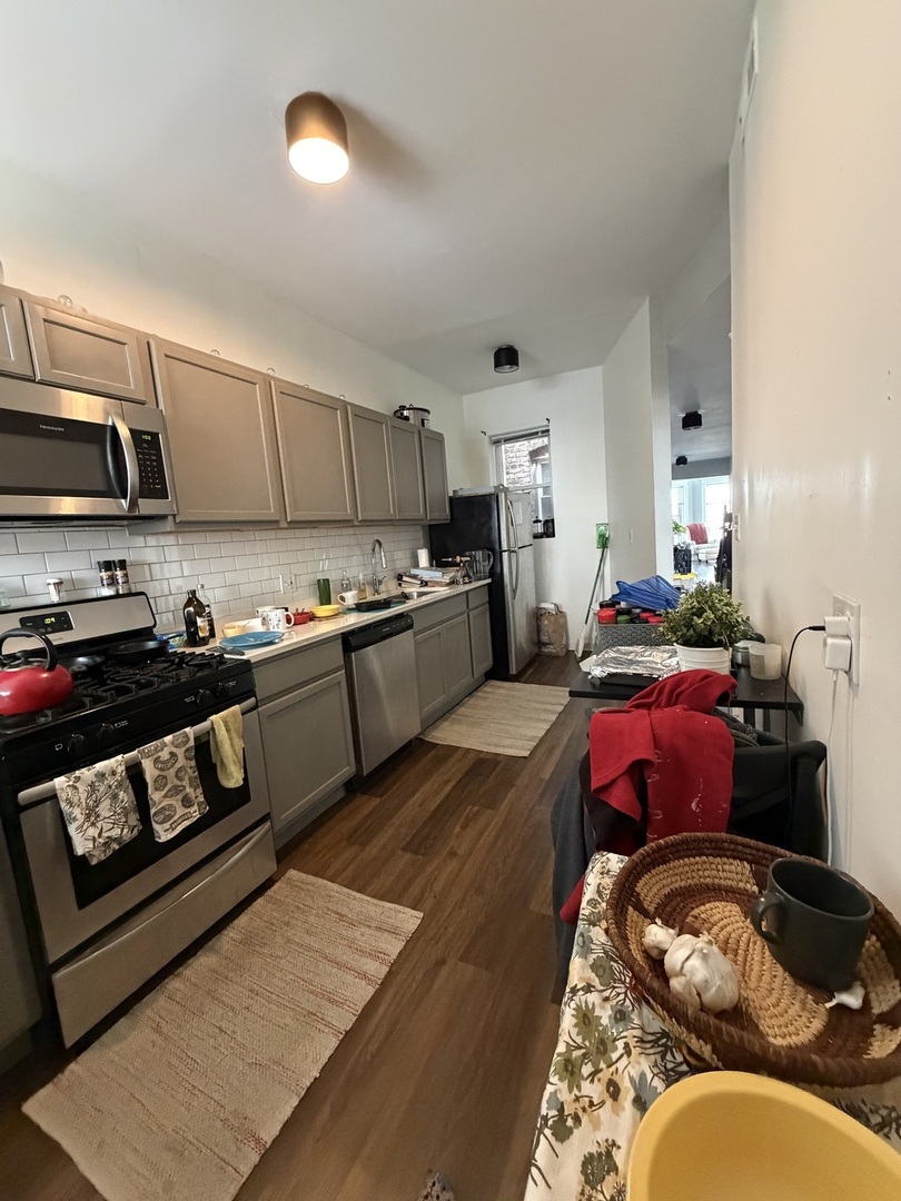 3339 W Adams Street 3E