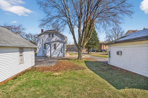 Tiny photo for 156 Wille Avenue, Wheeling, IL 60090 (MLS # 12727675)