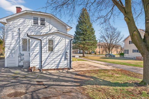 Tiny photo for 156 Wille Avenue, Wheeling, IL 60090 (MLS # 12727675)
