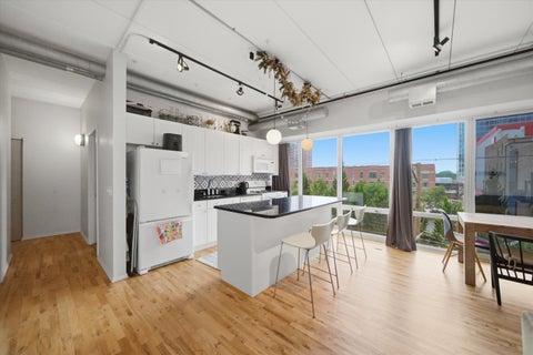 Tiny photo for 1430 S MICHIGAN Avenue #409, Chicago, IL 60605 (MLS # 12735673)