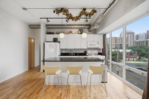 Tiny photo for 1430 S MICHIGAN Avenue #409, Chicago, IL 60605 (MLS # 12735673)