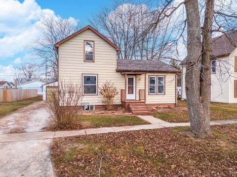 Tiny photo for 121 E James Street, Forrest, IL 61741 (MLS # 12539066)