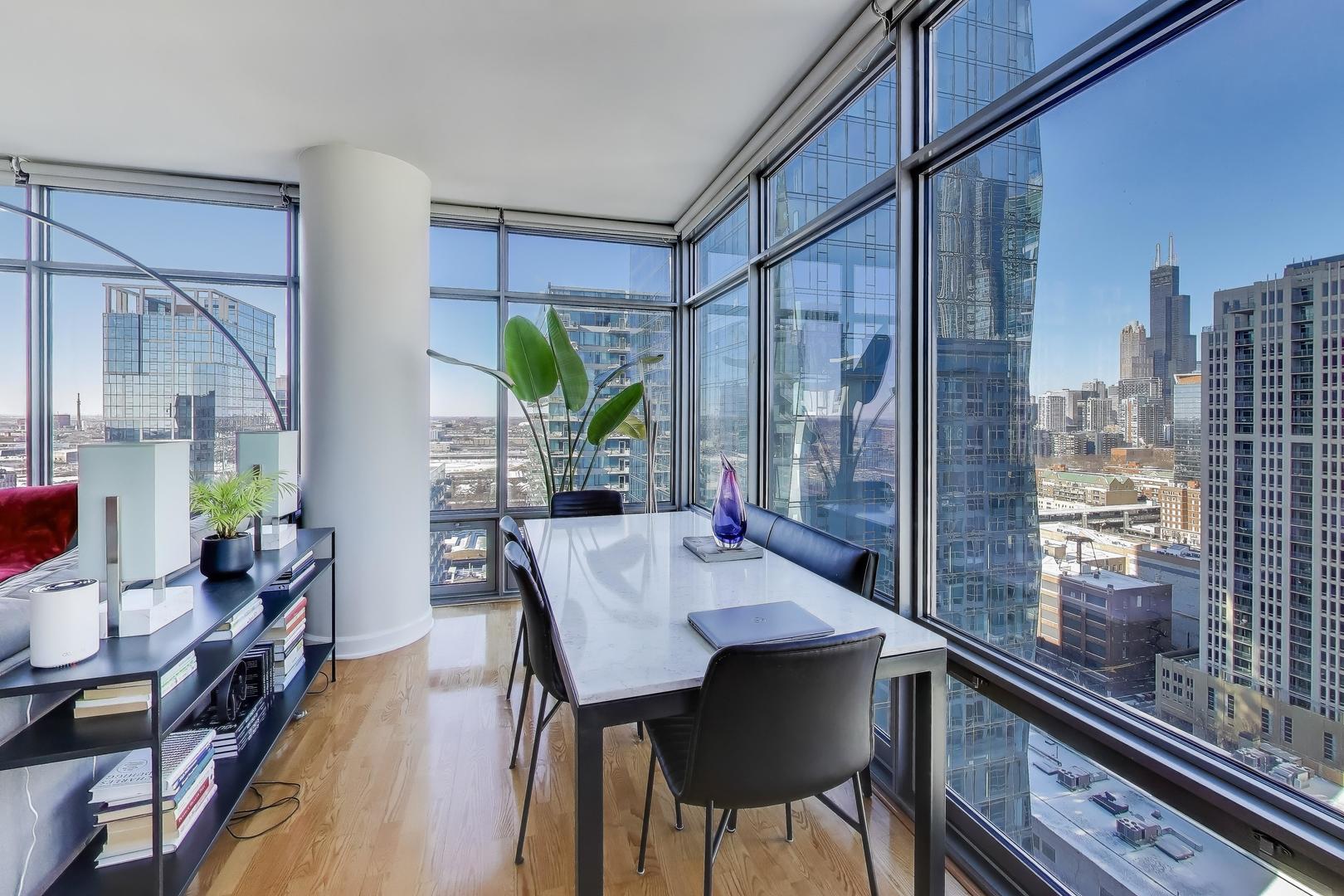 100 E 14th Street 2010