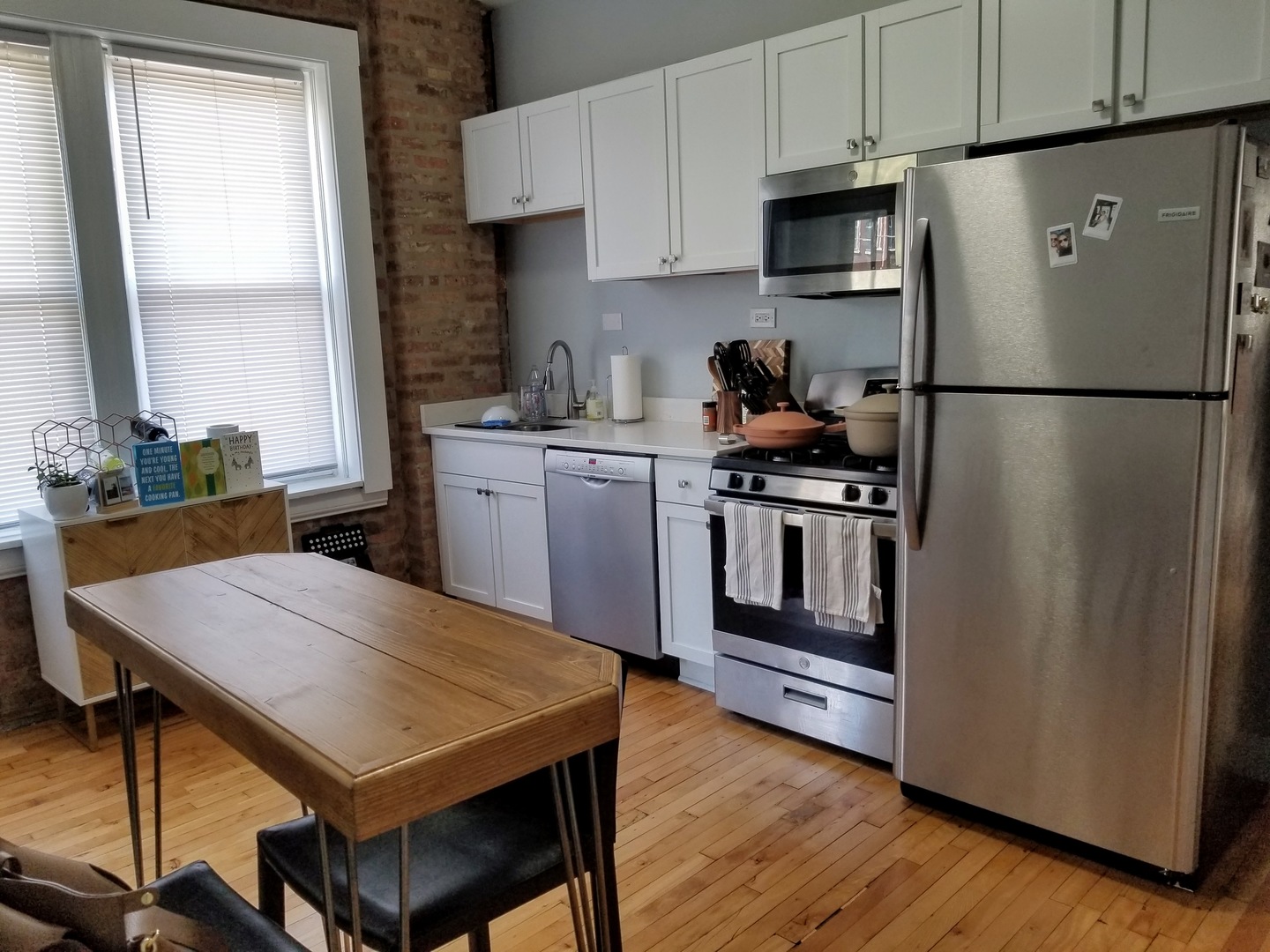 901 N Leavitt Street 2