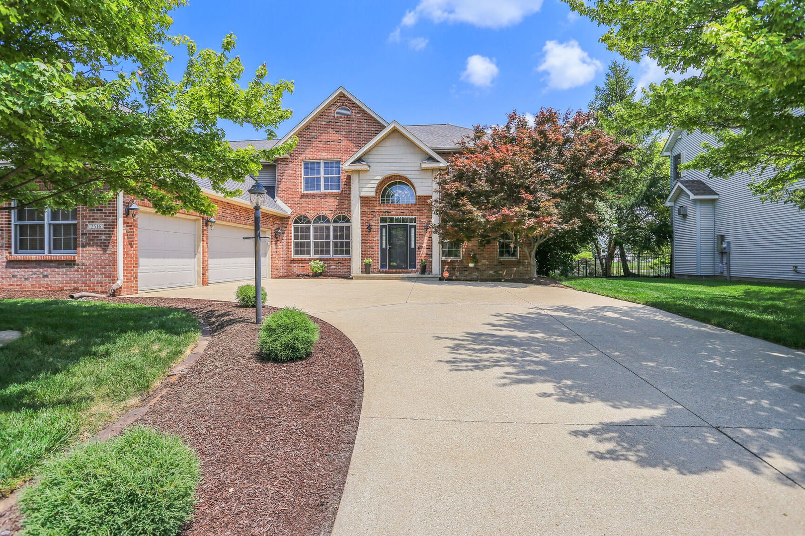 2516 Pinehurst Drive