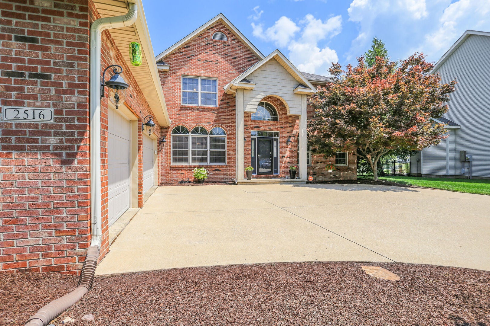 2516 Pinehurst Drive