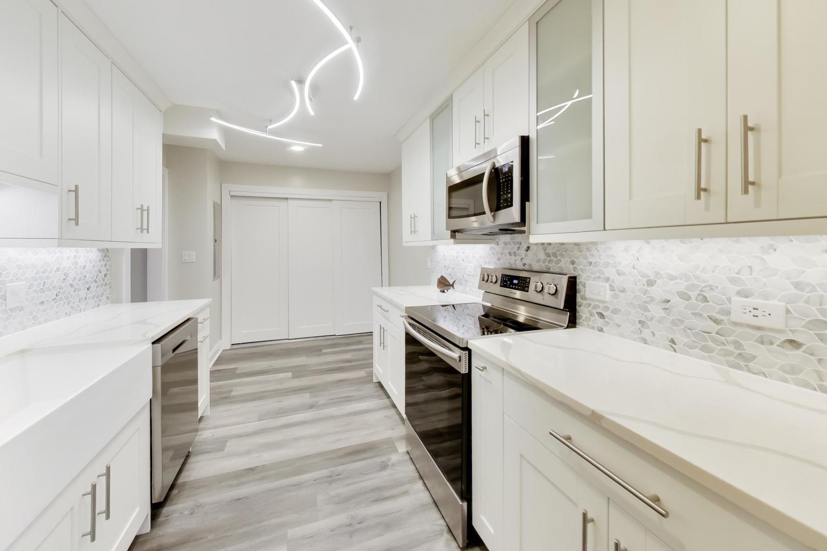 1 The Court of Harborside Court 202