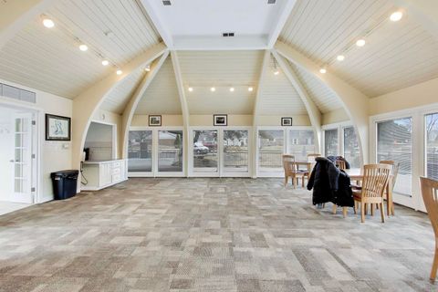 Tiny photo for 1 The Court of Harborside Court #202, Northbrook, IL 60062 (MLS # 12577860)