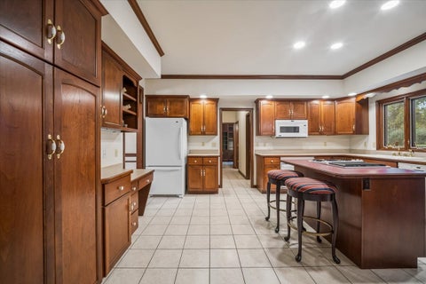 Tiny photo for 2310 Big Woods Drive, Batavia, IL 60510 (MLS # 12758362)