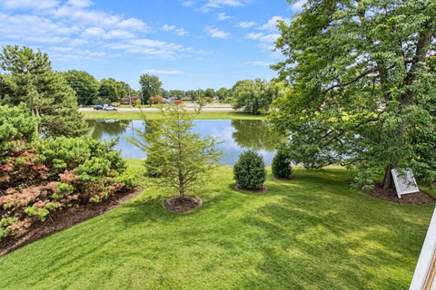 Tiny photo for 480 Green Bridge Lane #B, Prospect Heights, IL 60070 (MLS # 12761373)
